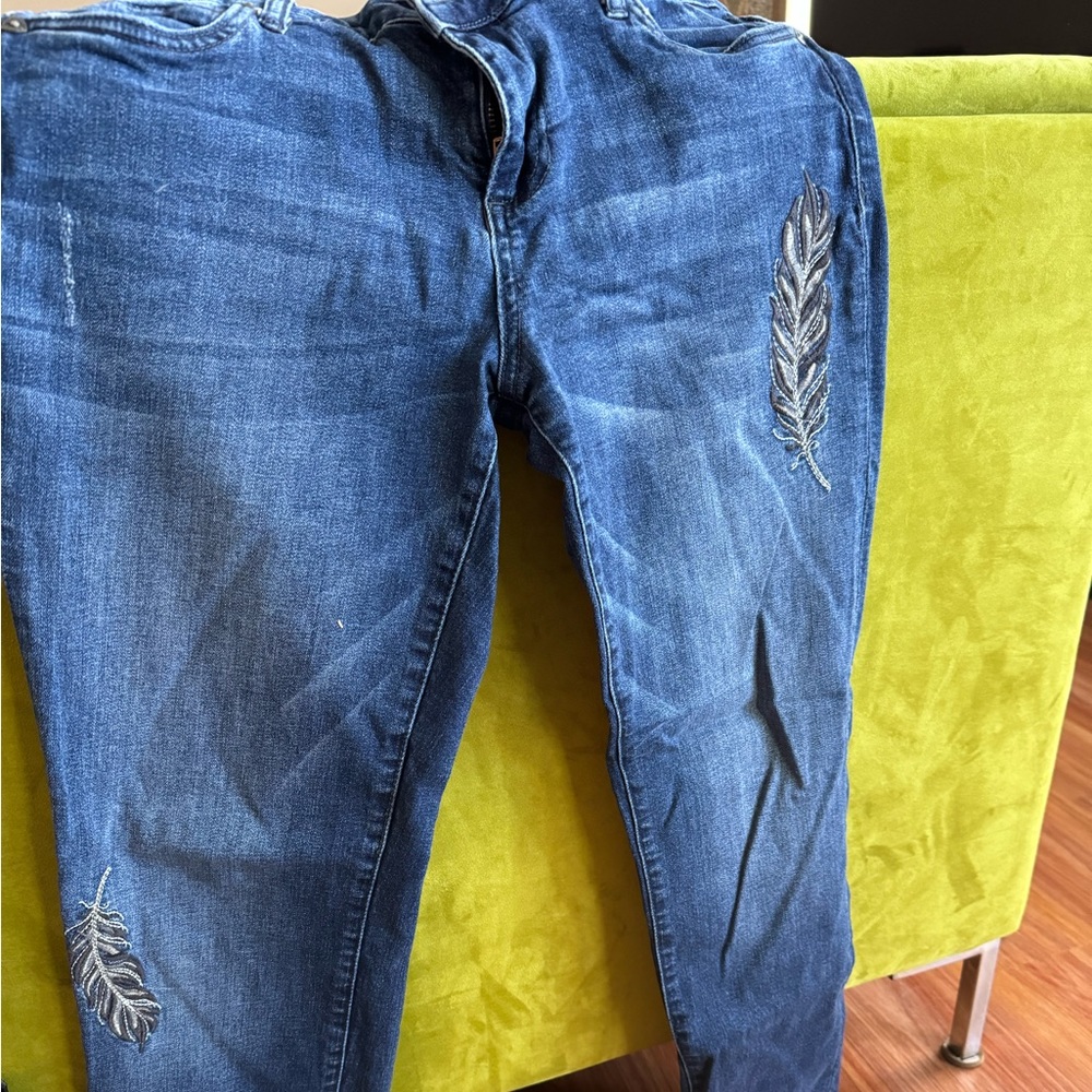Kut Catherine Boyfriend Jeans